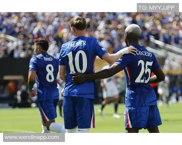 顶级组合恩佐与凯塞多并肩作战成队内射手王全勤出战七场展现实力